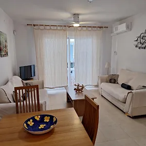 https://apartamento-almerimar-primera-linea-de-playa.es-andalucia.com